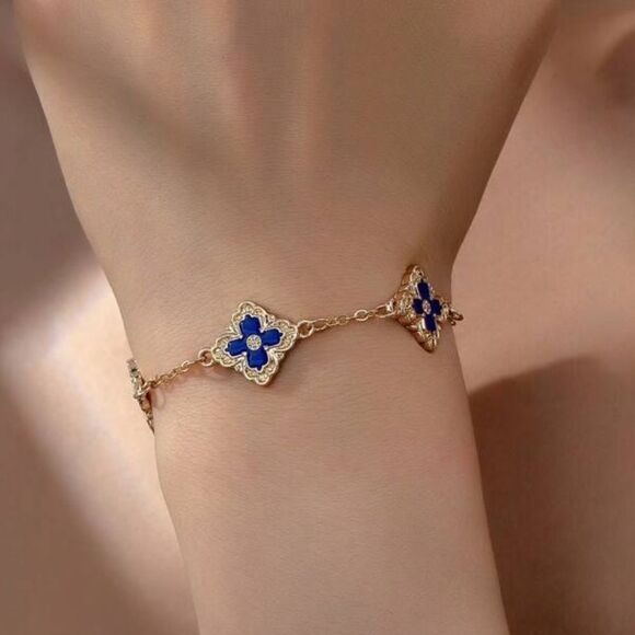 SALE 18k Stamped Gold Filled Vintage Navy Blue Celtic Clover Bracelet - Picture 4 of 7